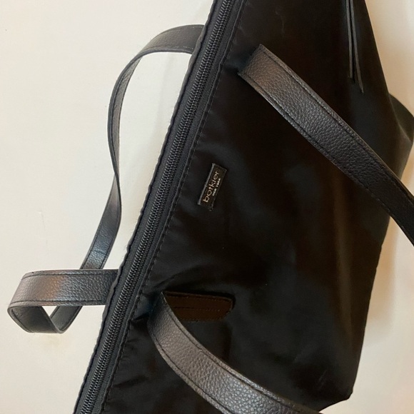 Botkier New York Classic Black Carryall Tote - Picture 2 of 8